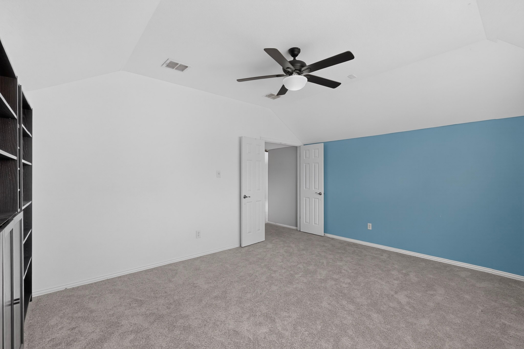 2420 Bent Trail
