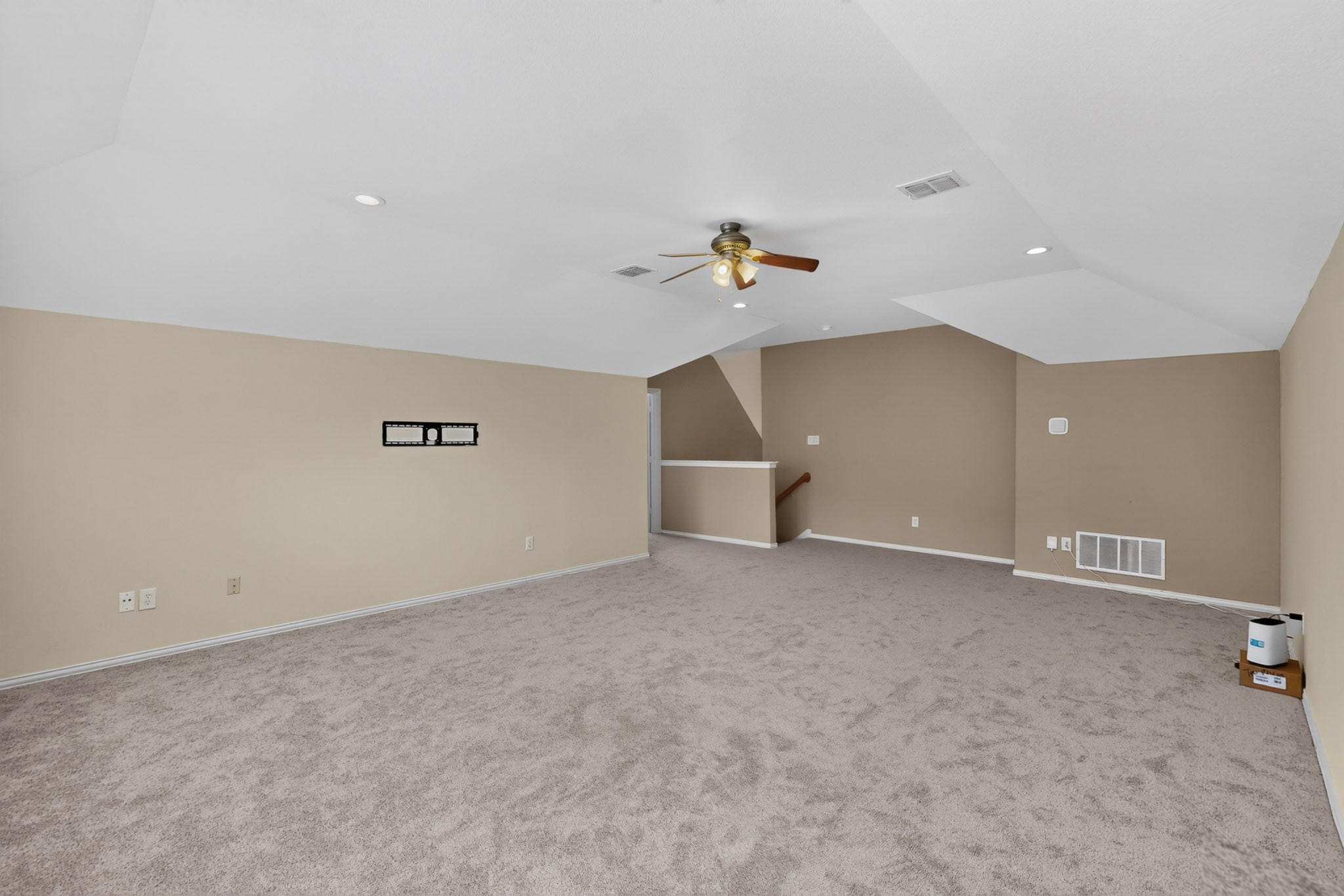 2420 Bent Trail