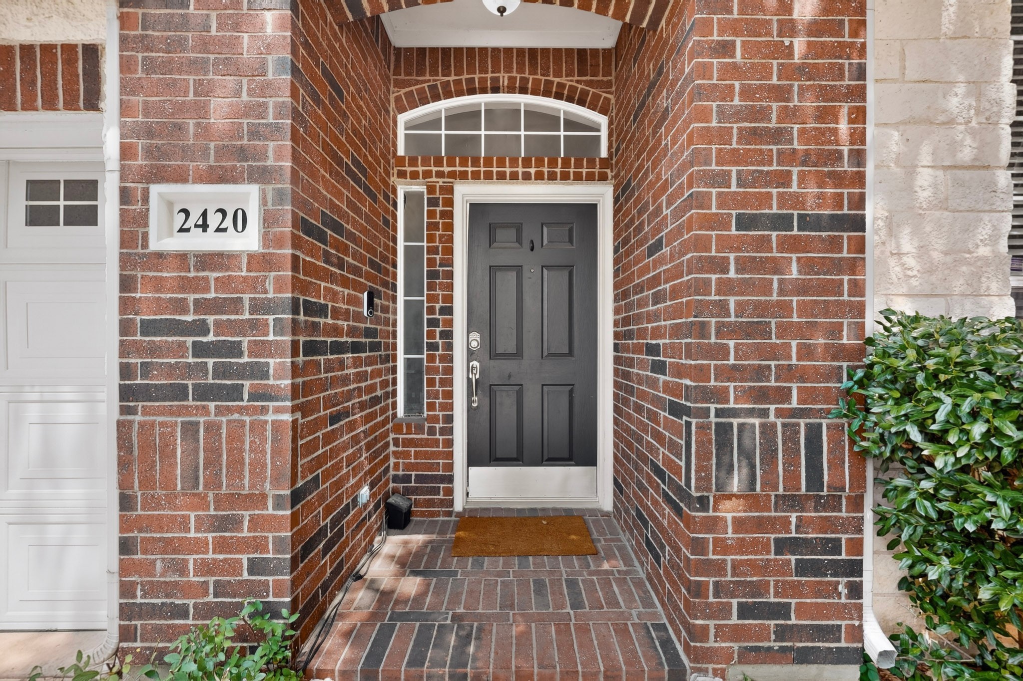 2420 Bent Trail