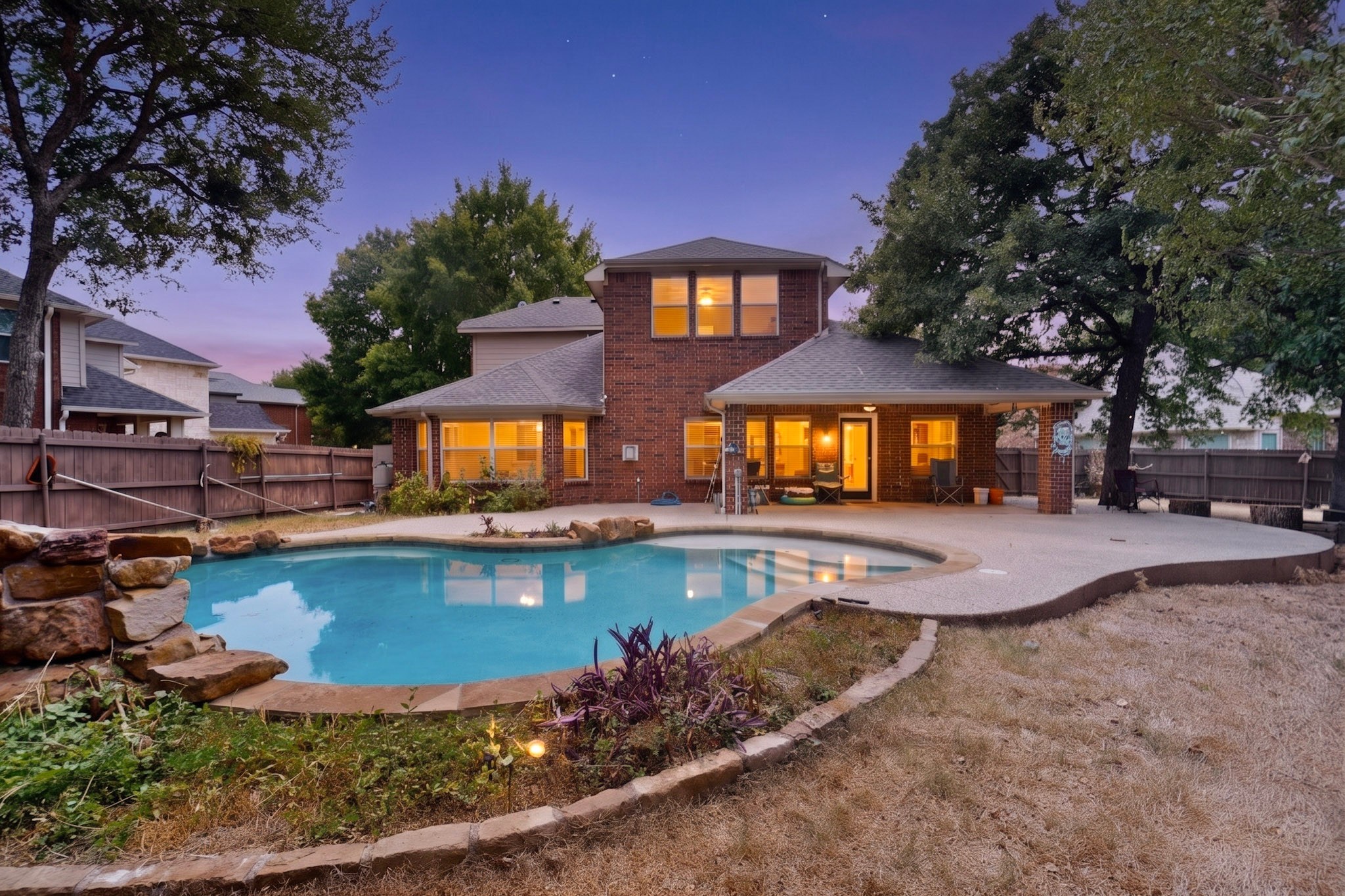 2420 Bent Trail