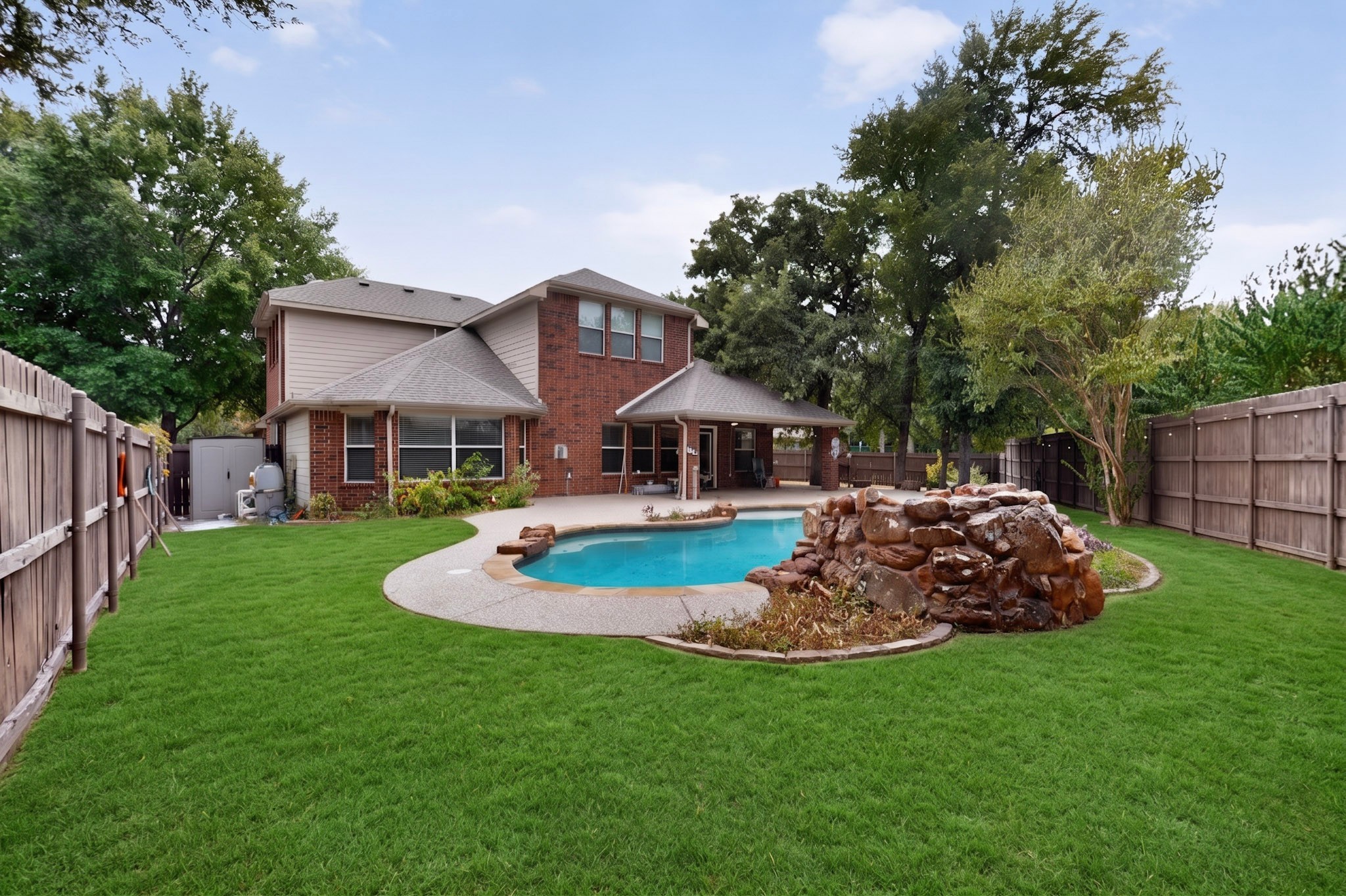 2420 Bent Trail