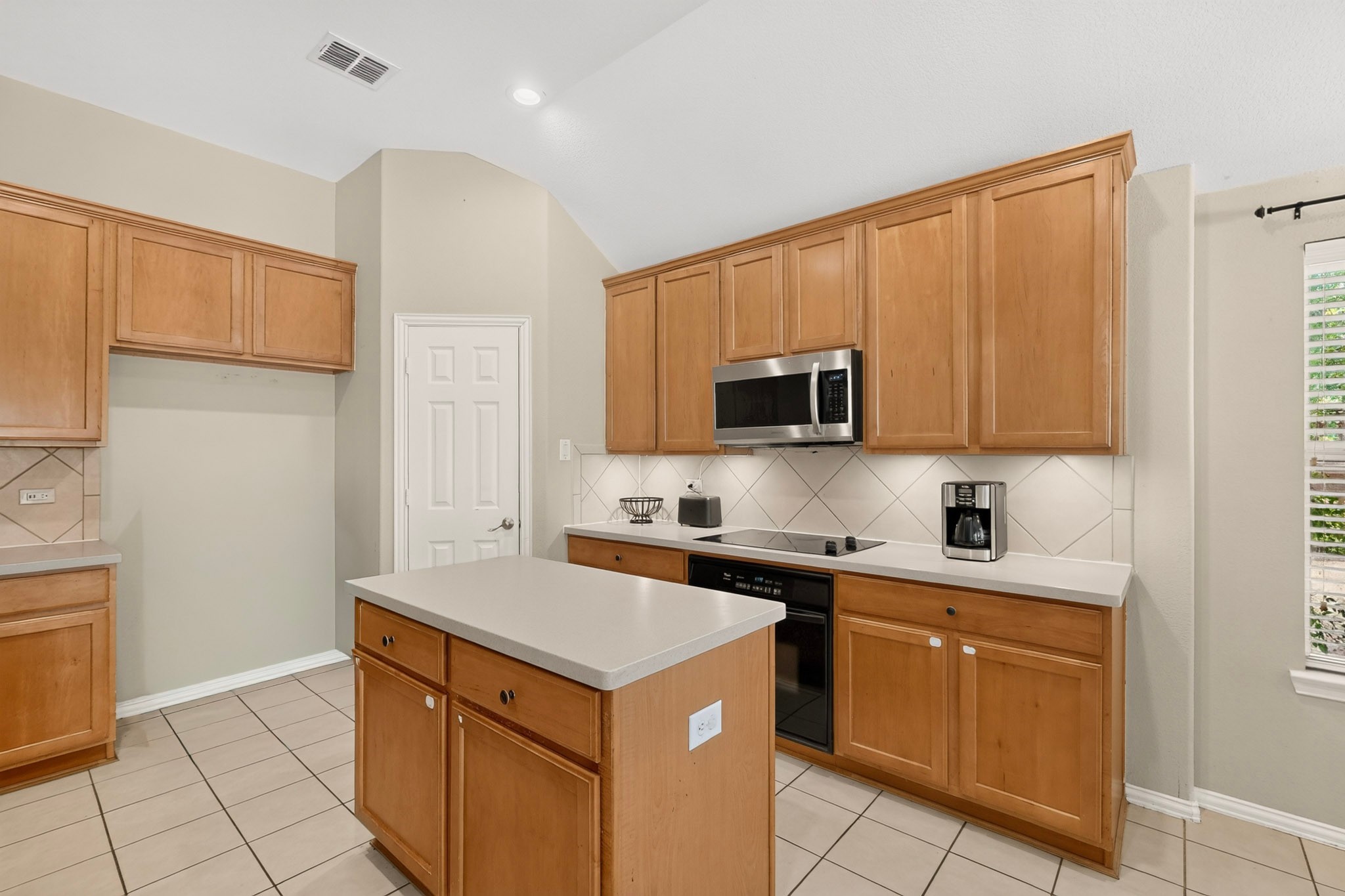 2420 Bent Trail