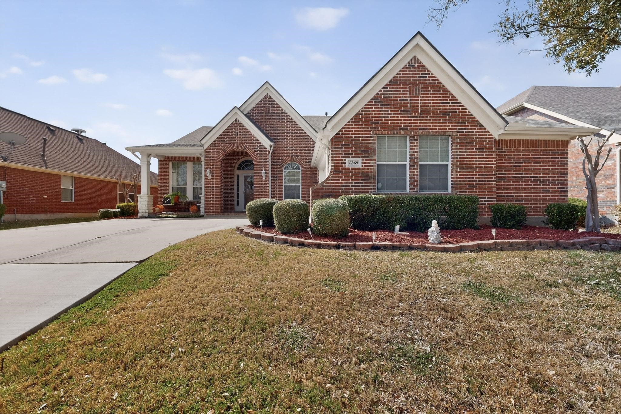 6869 Cape Cod Drive