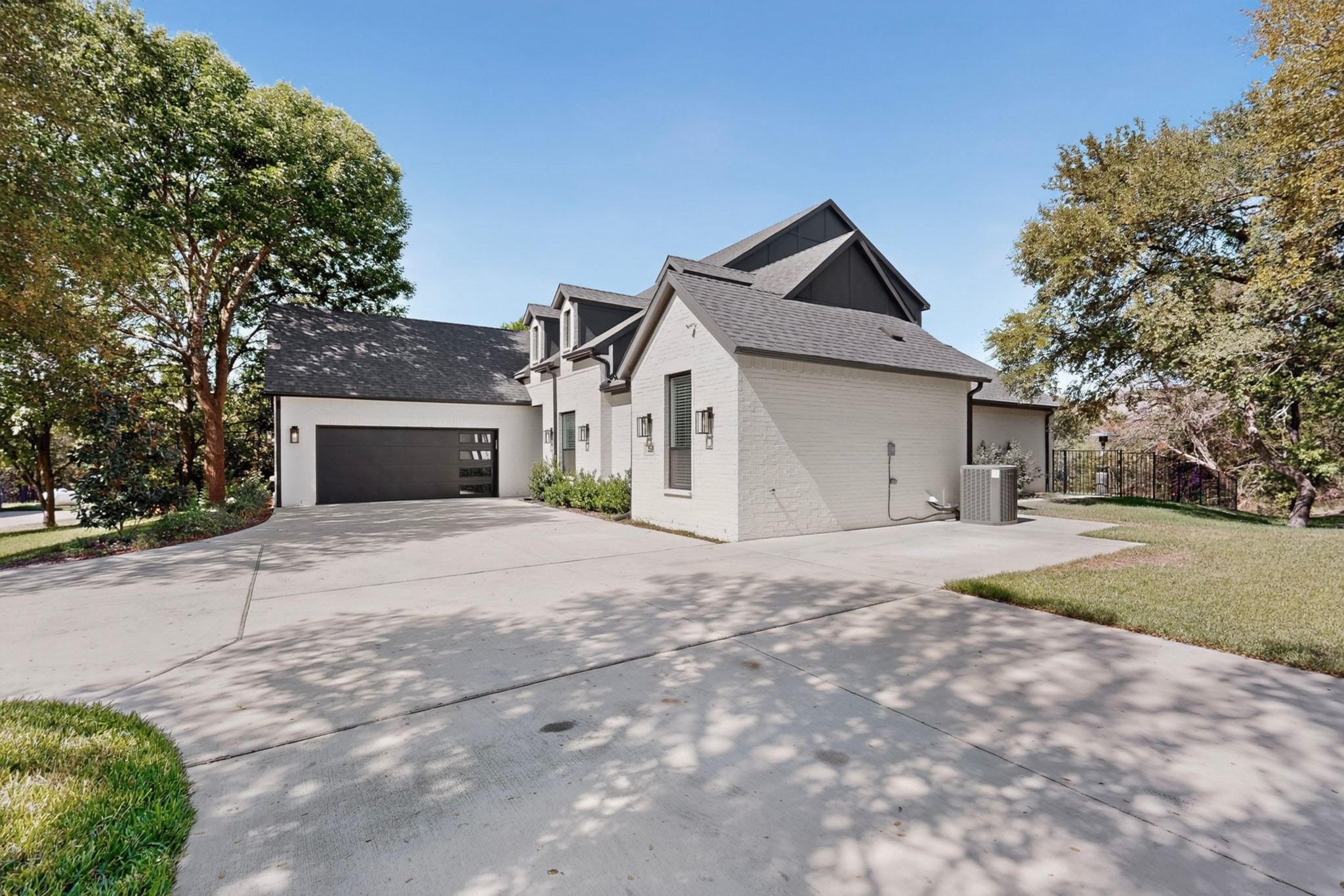 2519 Tamaron Cove