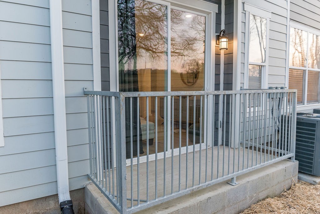 125 Liberty Ln Unit: 105