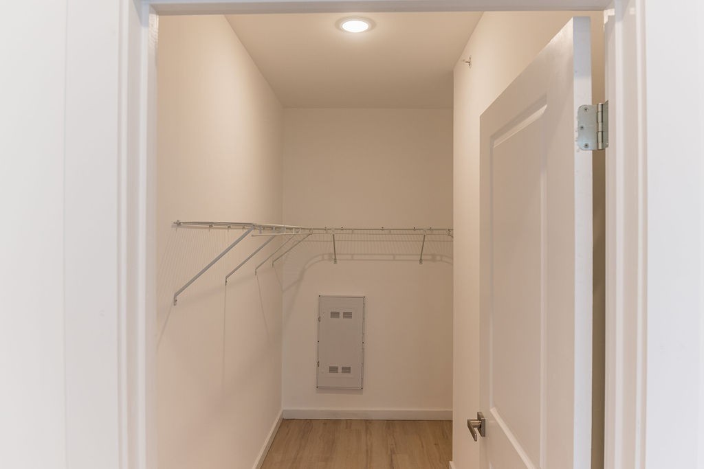 125 Liberty Ln Unit: 105