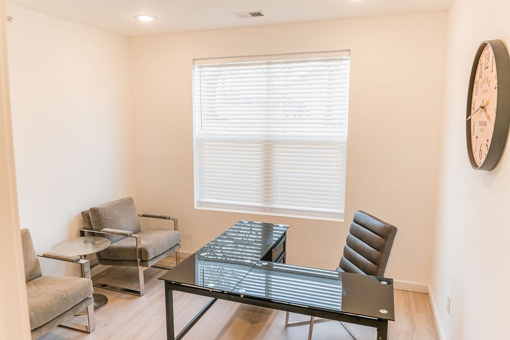 125 Liberty Ln Unit: 105