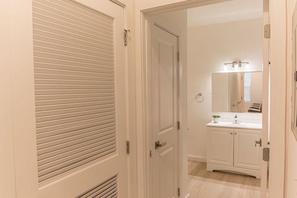 125 Liberty Ln Unit: 105