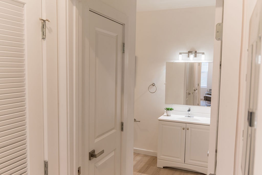 125 Liberty Ln Unit: 105