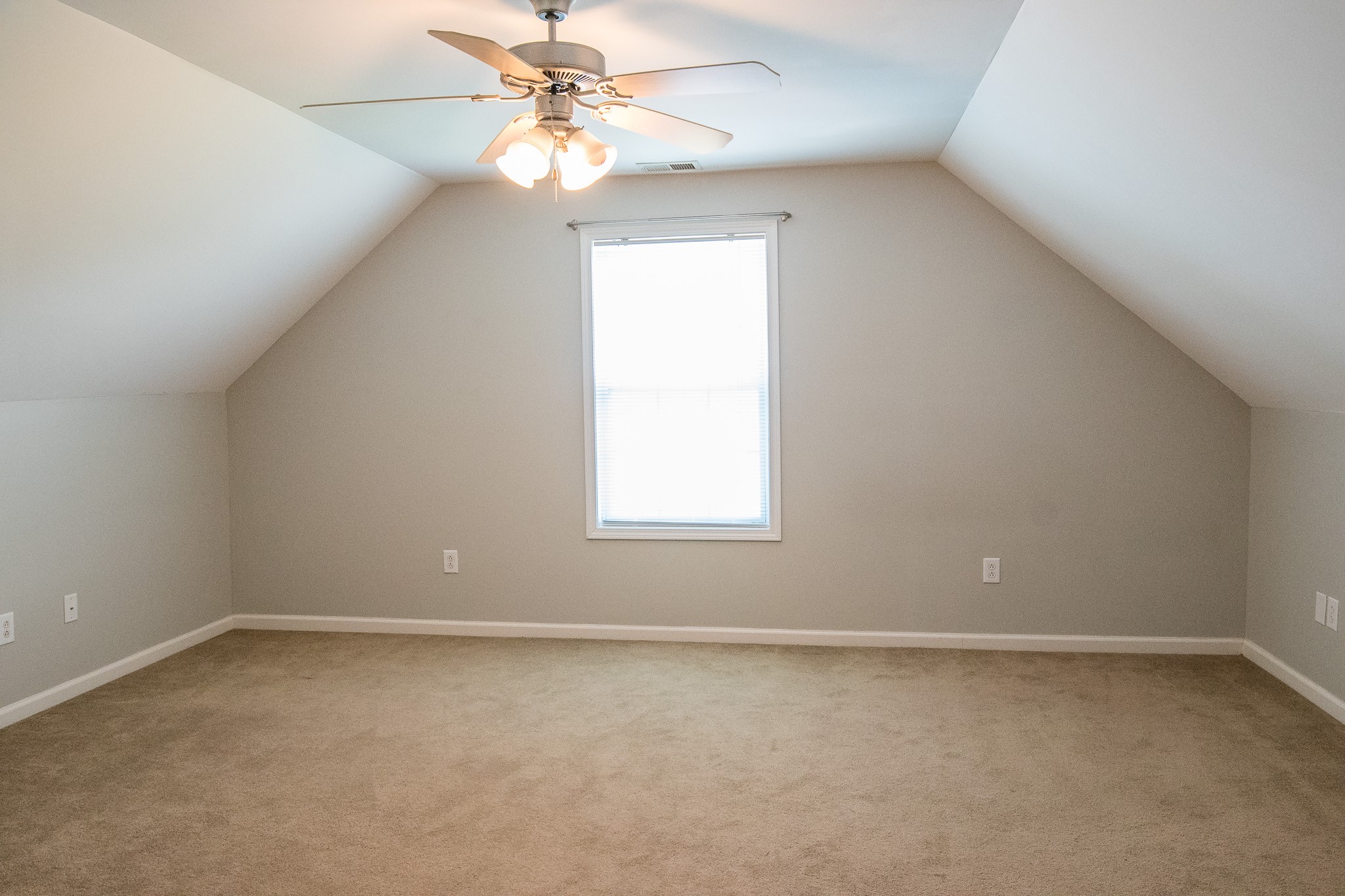 1905 Bugle Ct