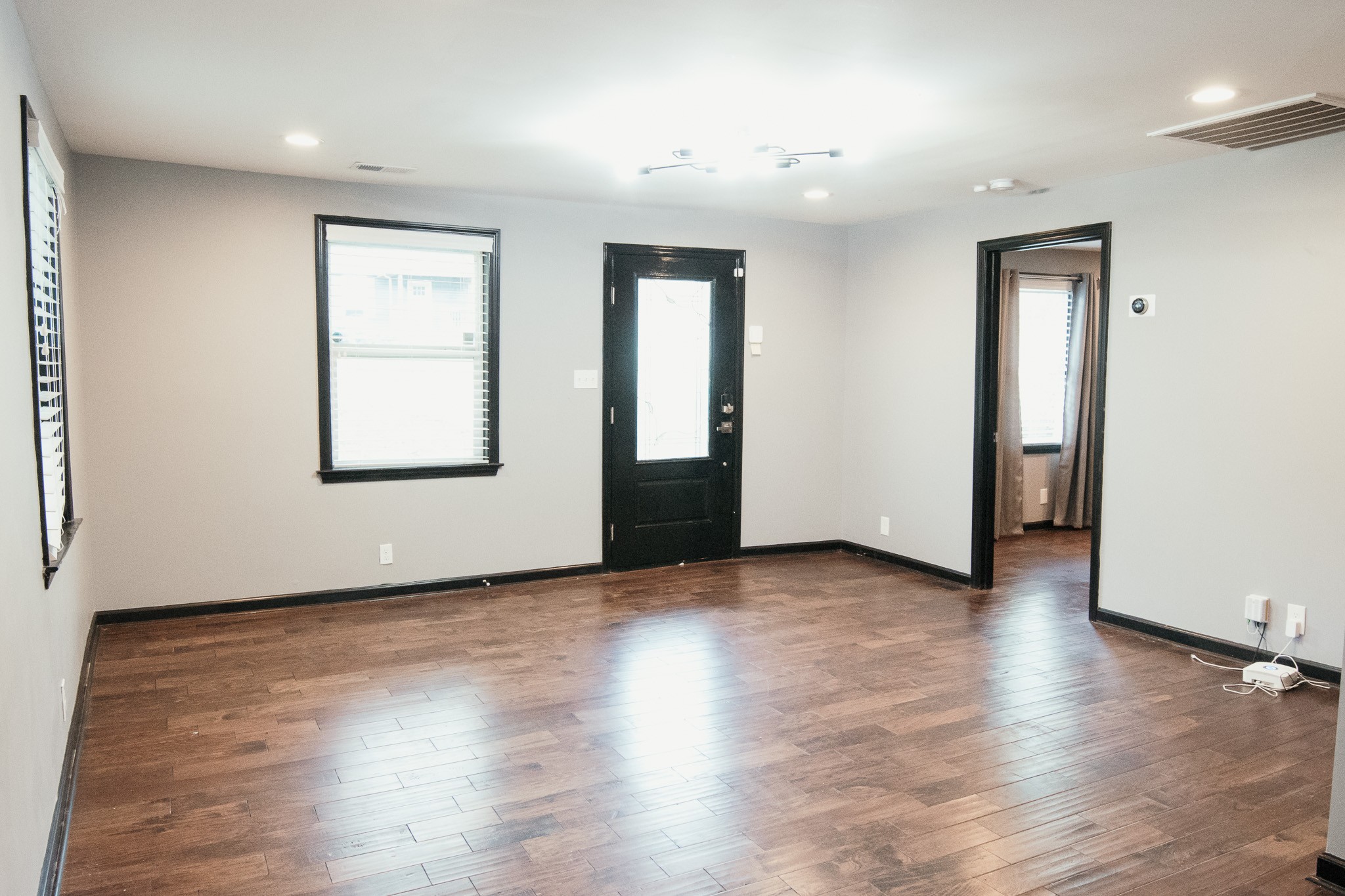 316 Edwin St