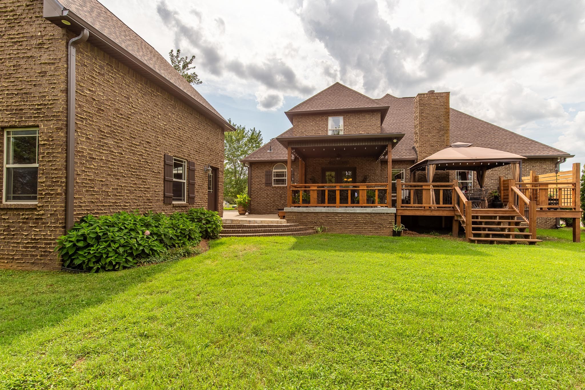 1318 Rhonda Dr