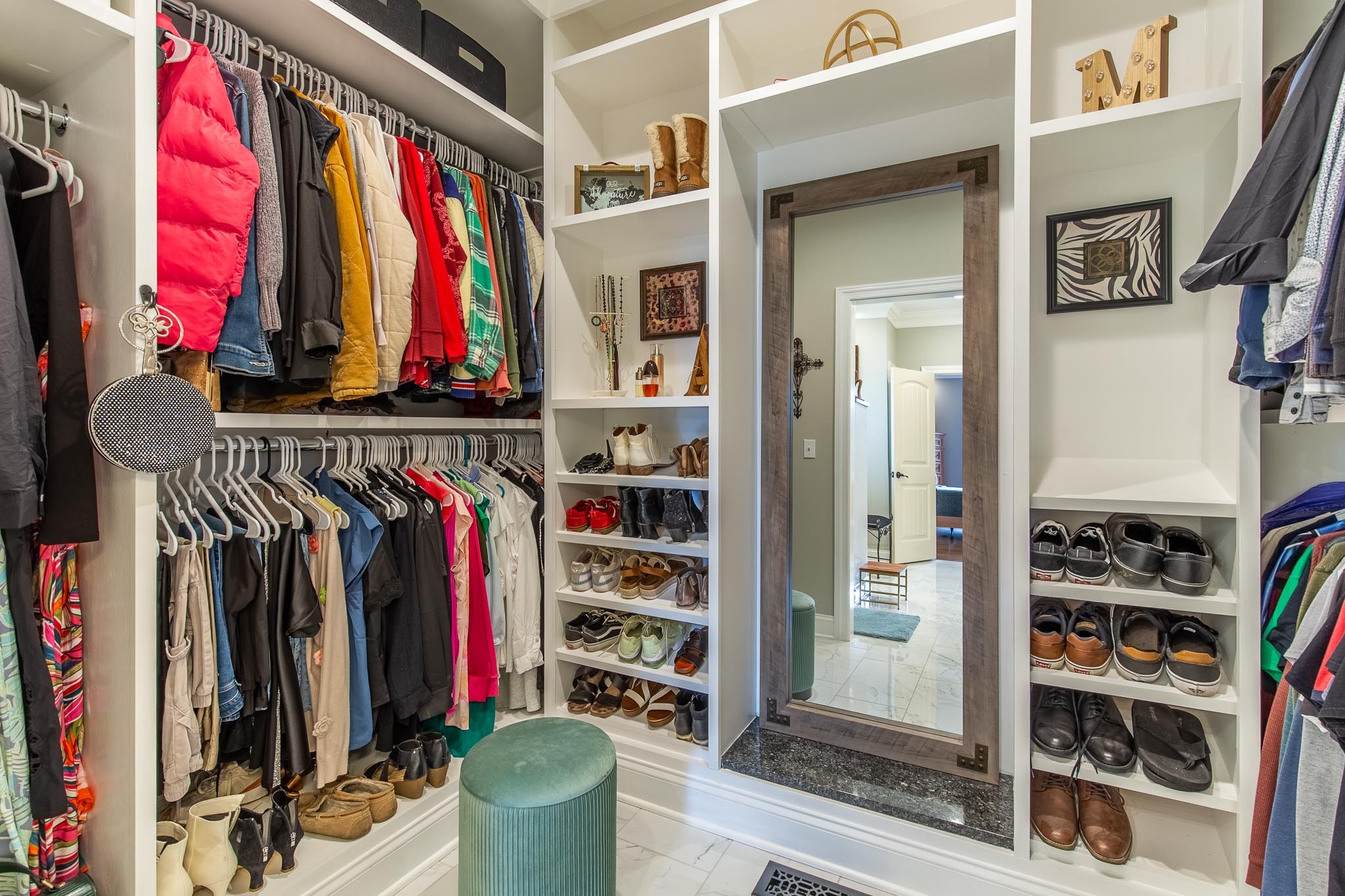 1318 Rhonda Dr