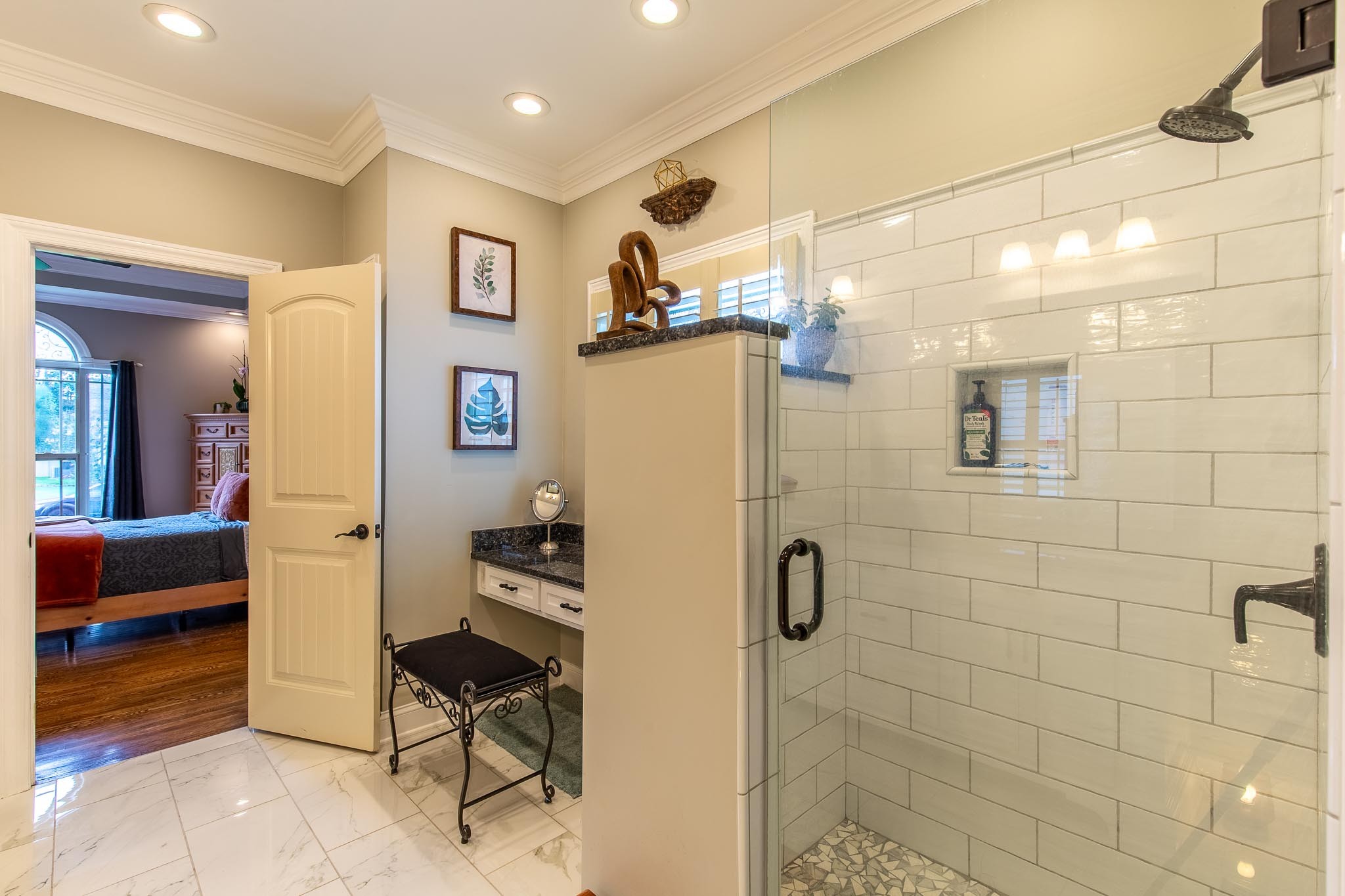 1318 Rhonda Dr