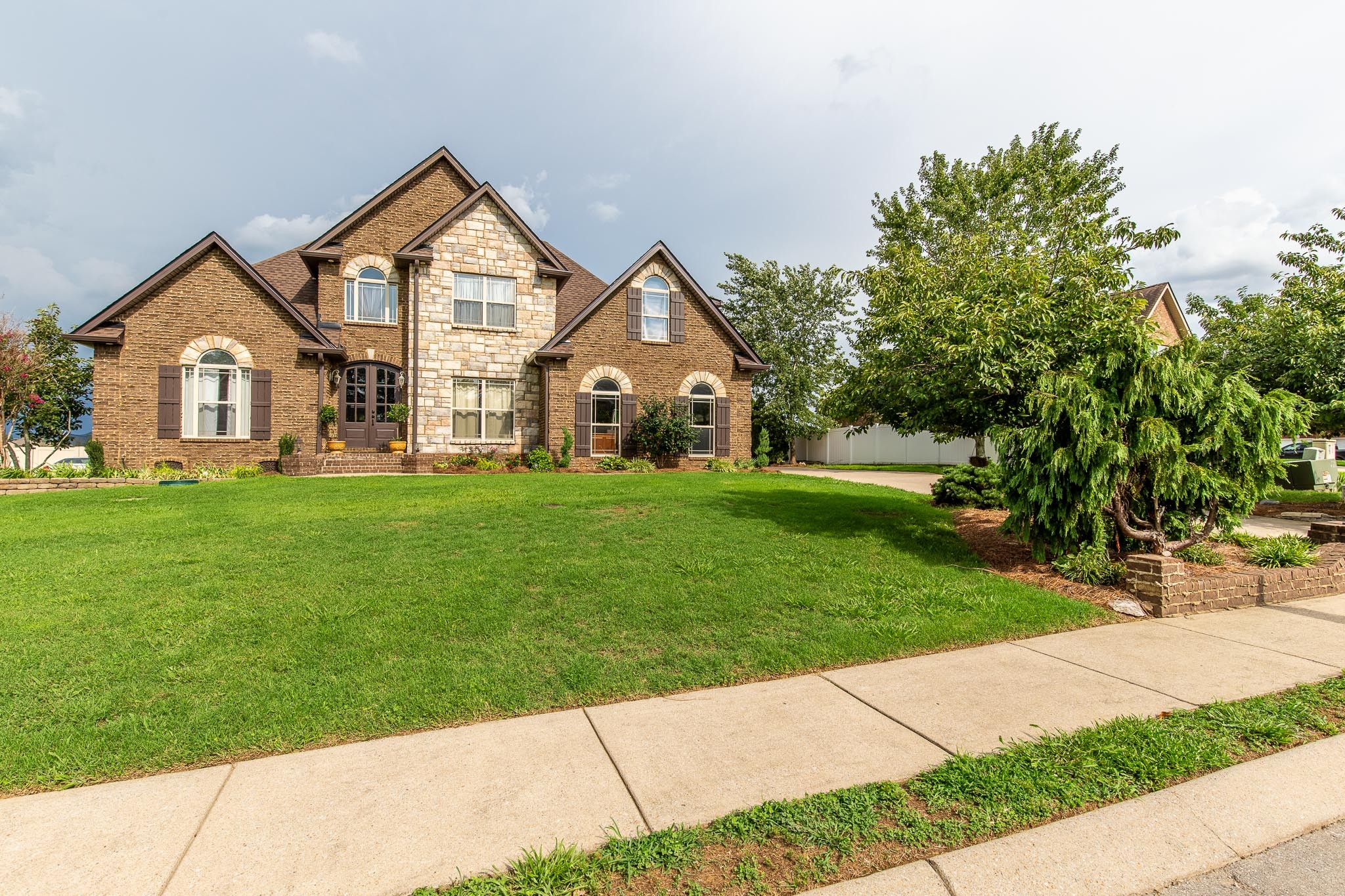 1318 Rhonda Dr