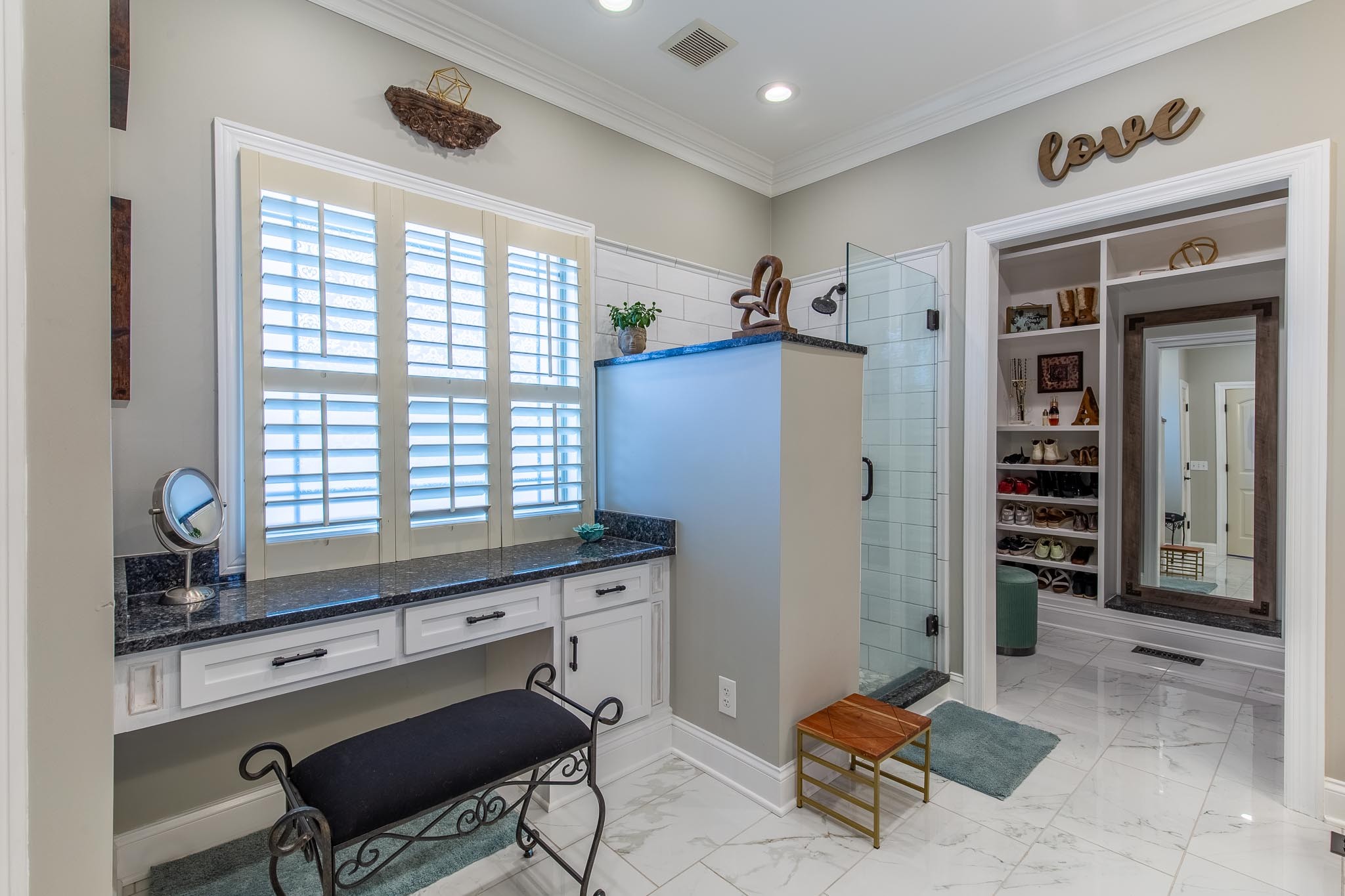 1318 Rhonda Dr