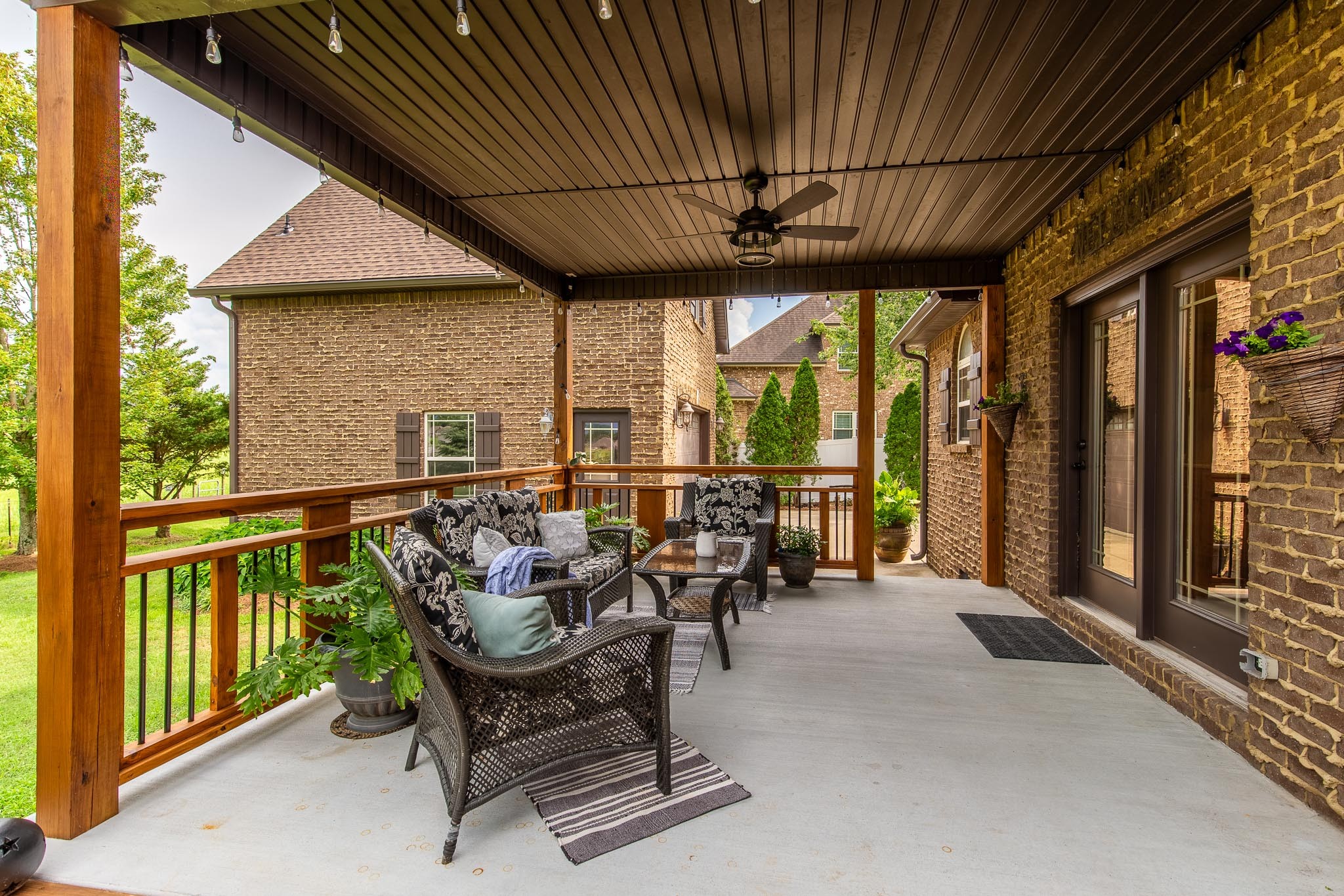1318 Rhonda Dr