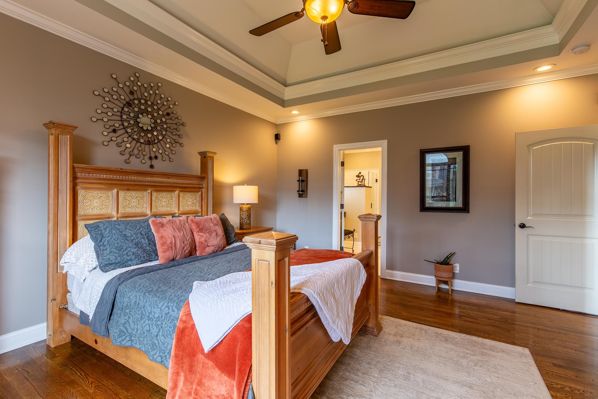 1318 Rhonda Dr