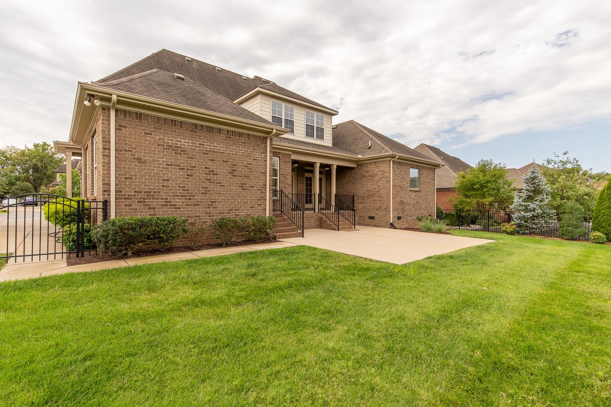 621 Gardenia Way
