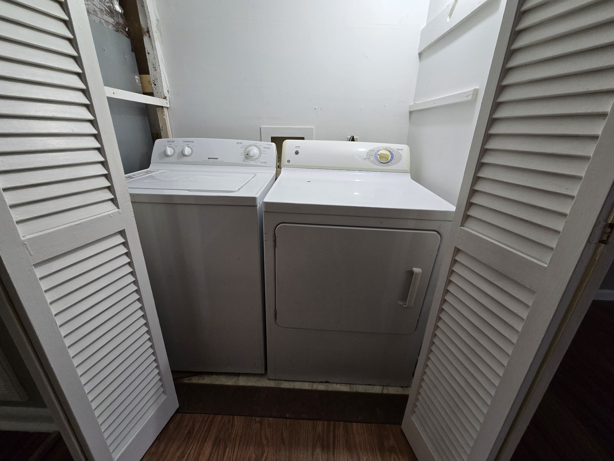 523 Harding Pl Unit: B18