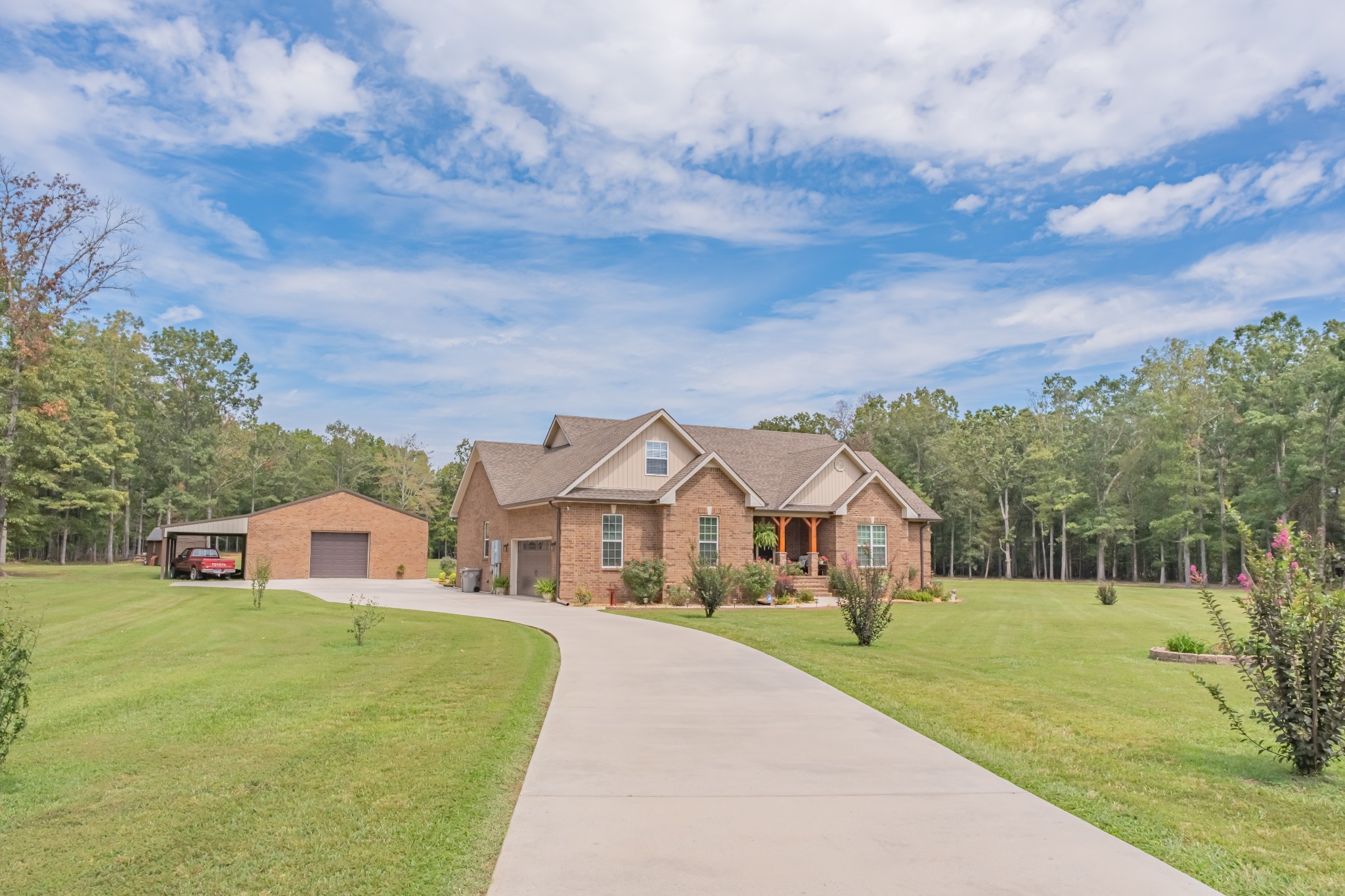 270 Bonner Way