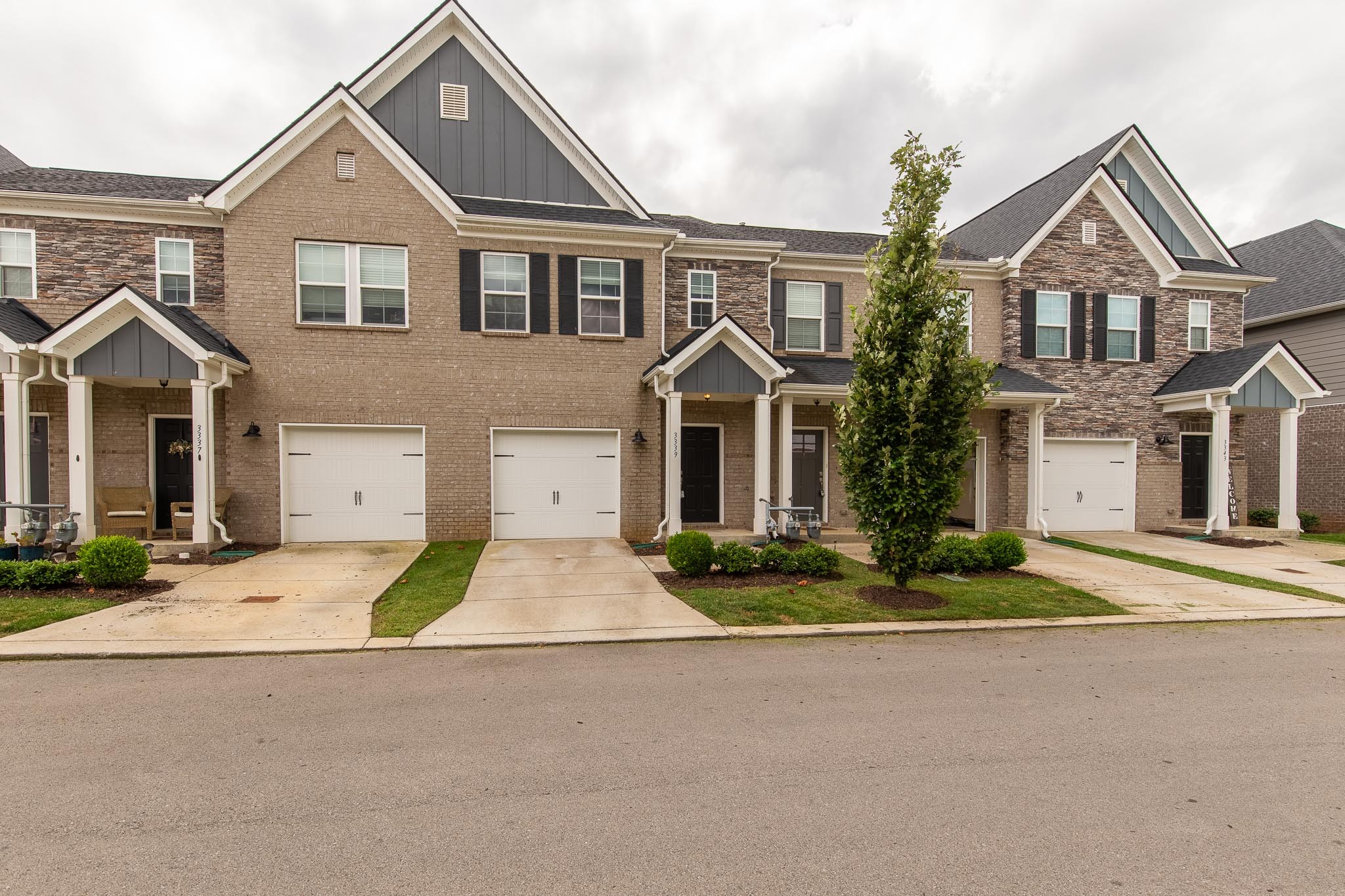 3339 Brookberry Ln