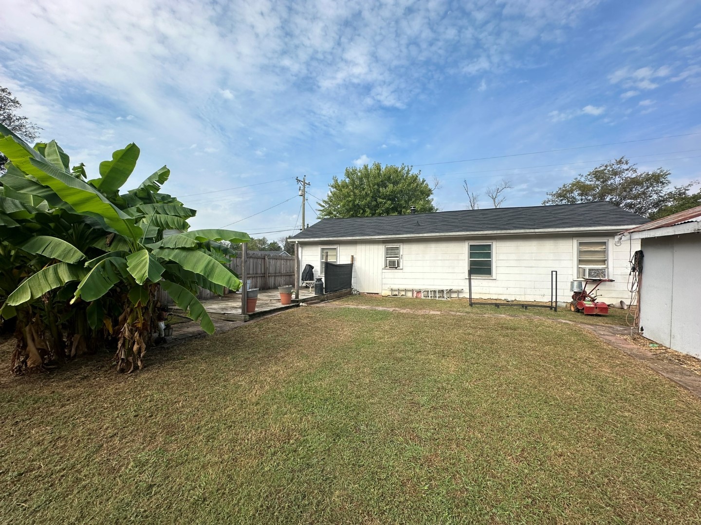 406 Jakes Ave
