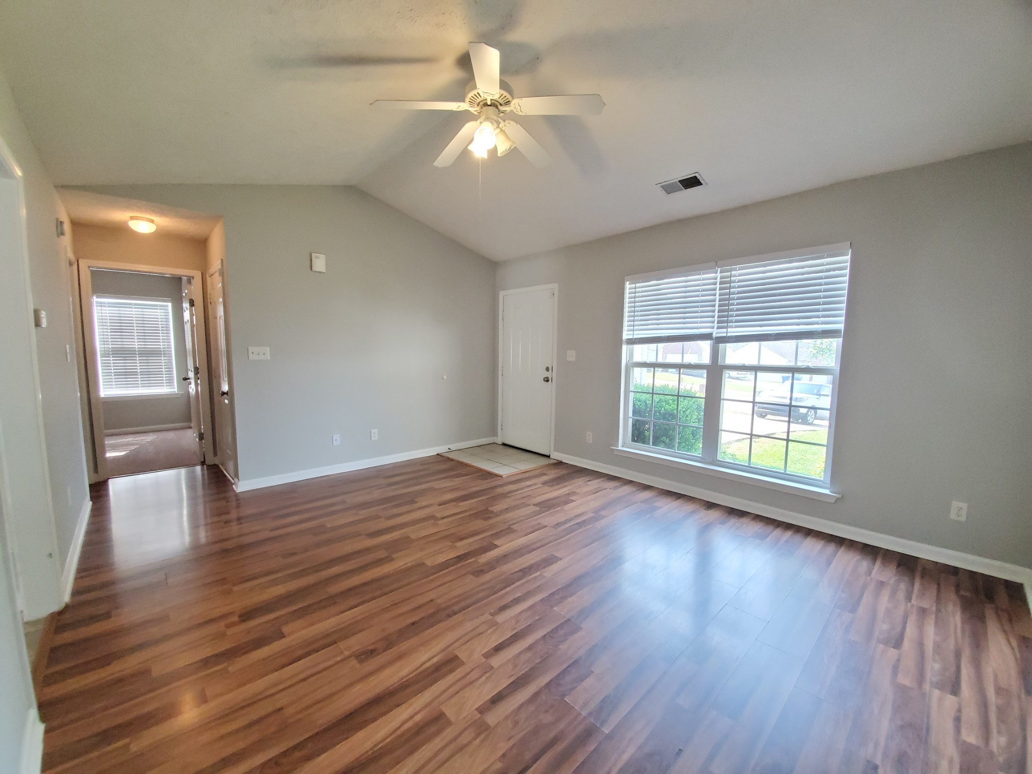 823 Neptune Ct