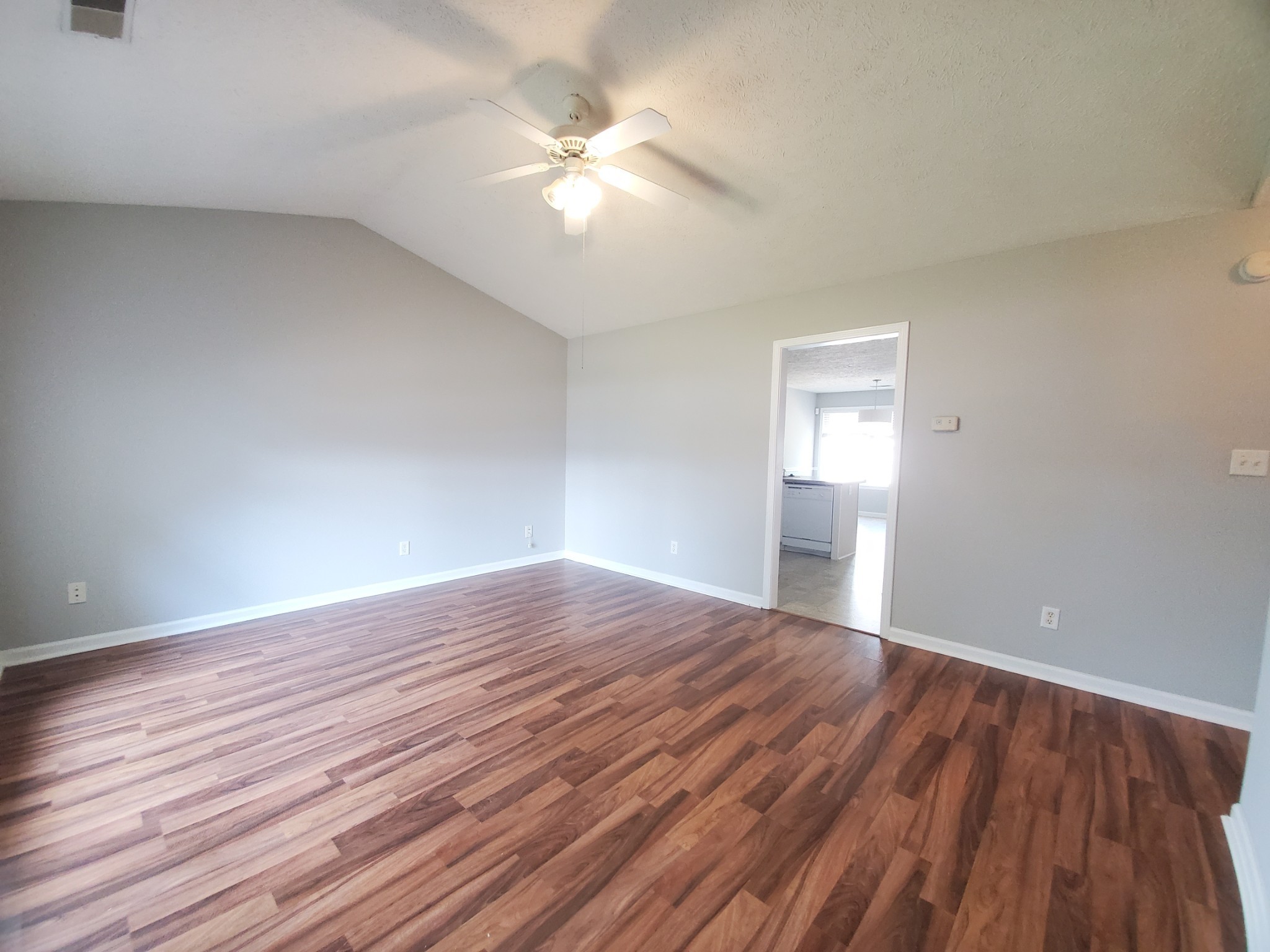 823 Neptune Ct
