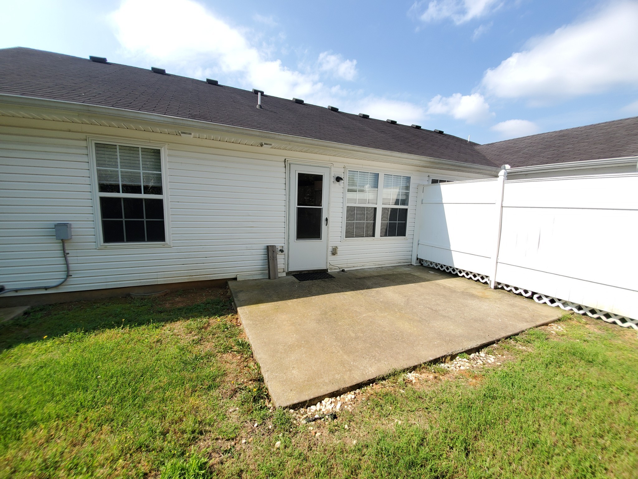 823 Neptune Ct