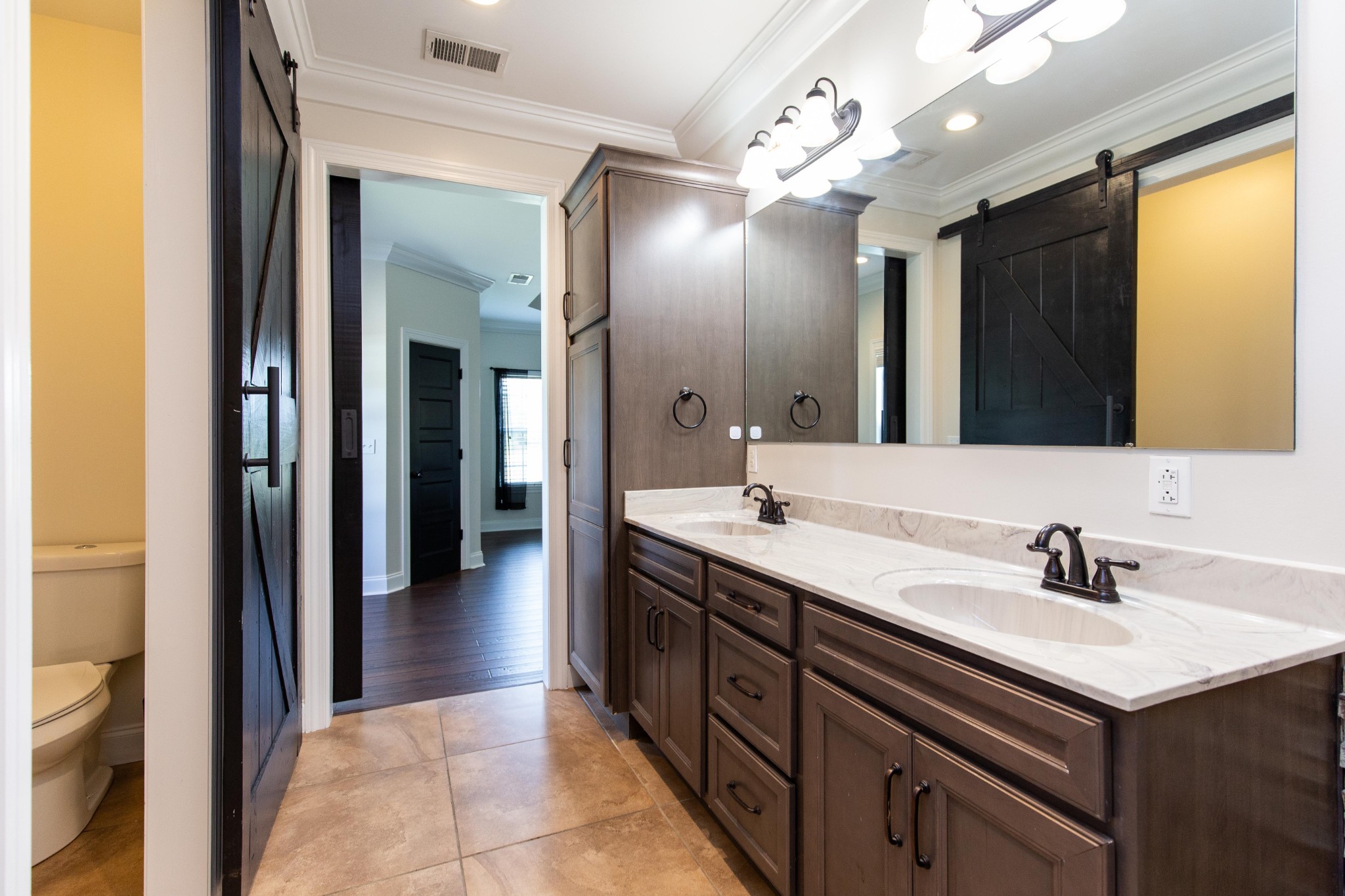 10930 Newtown Rd