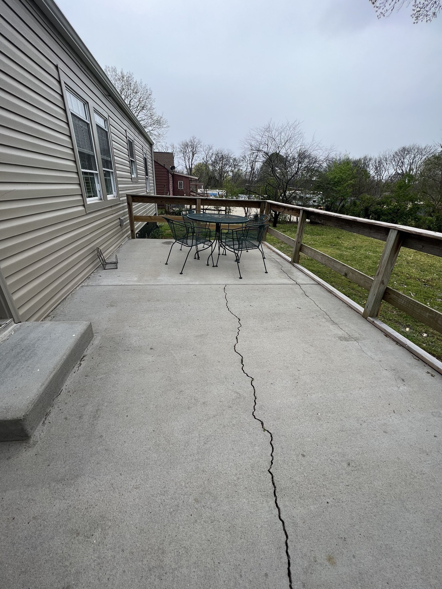 907 Idlewild Dr