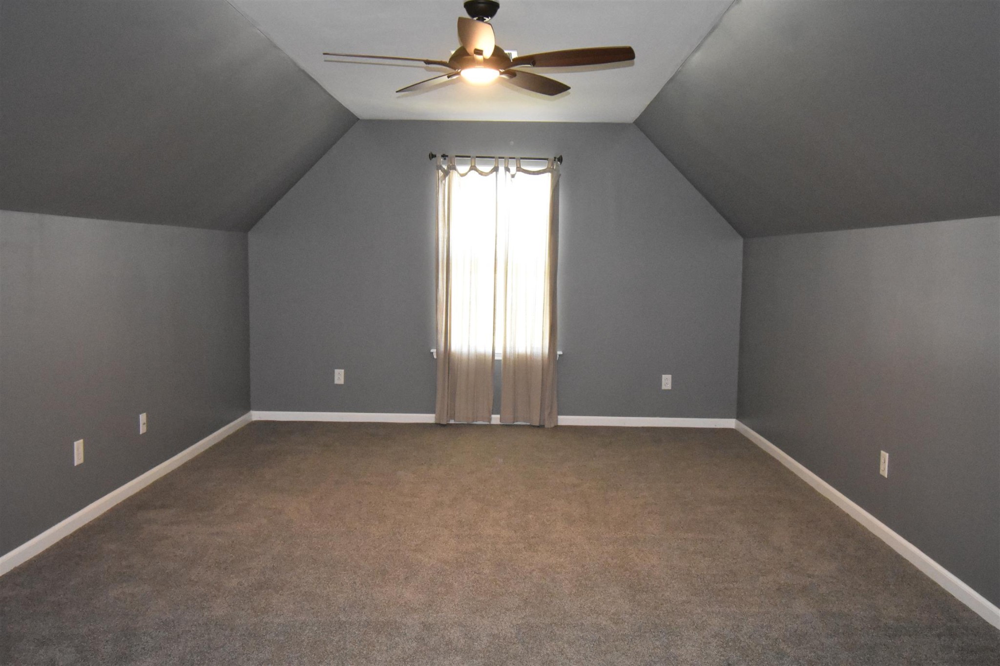 5006 Courage Ct
