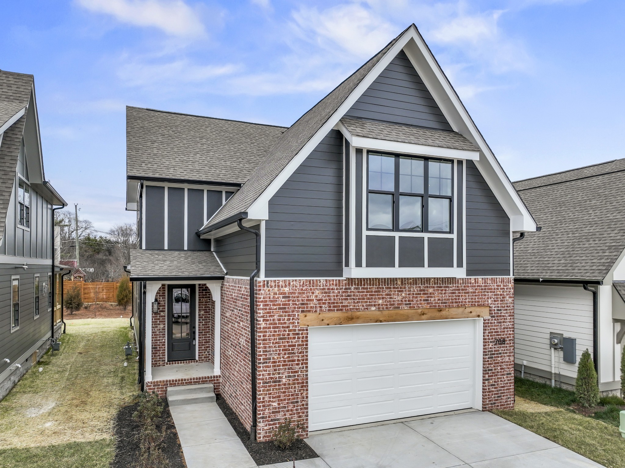 708 Caraway Ln