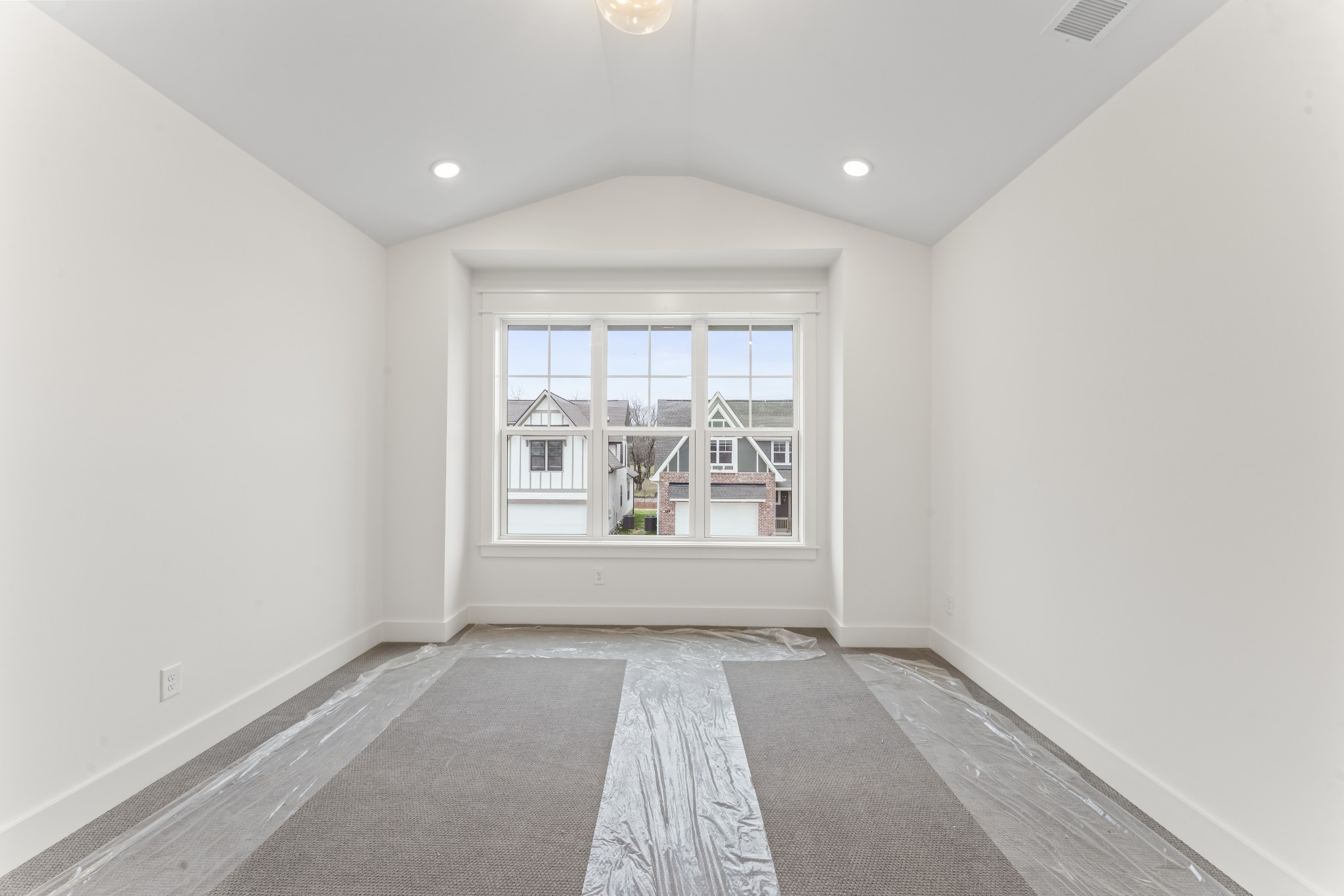 708 Caraway Ln