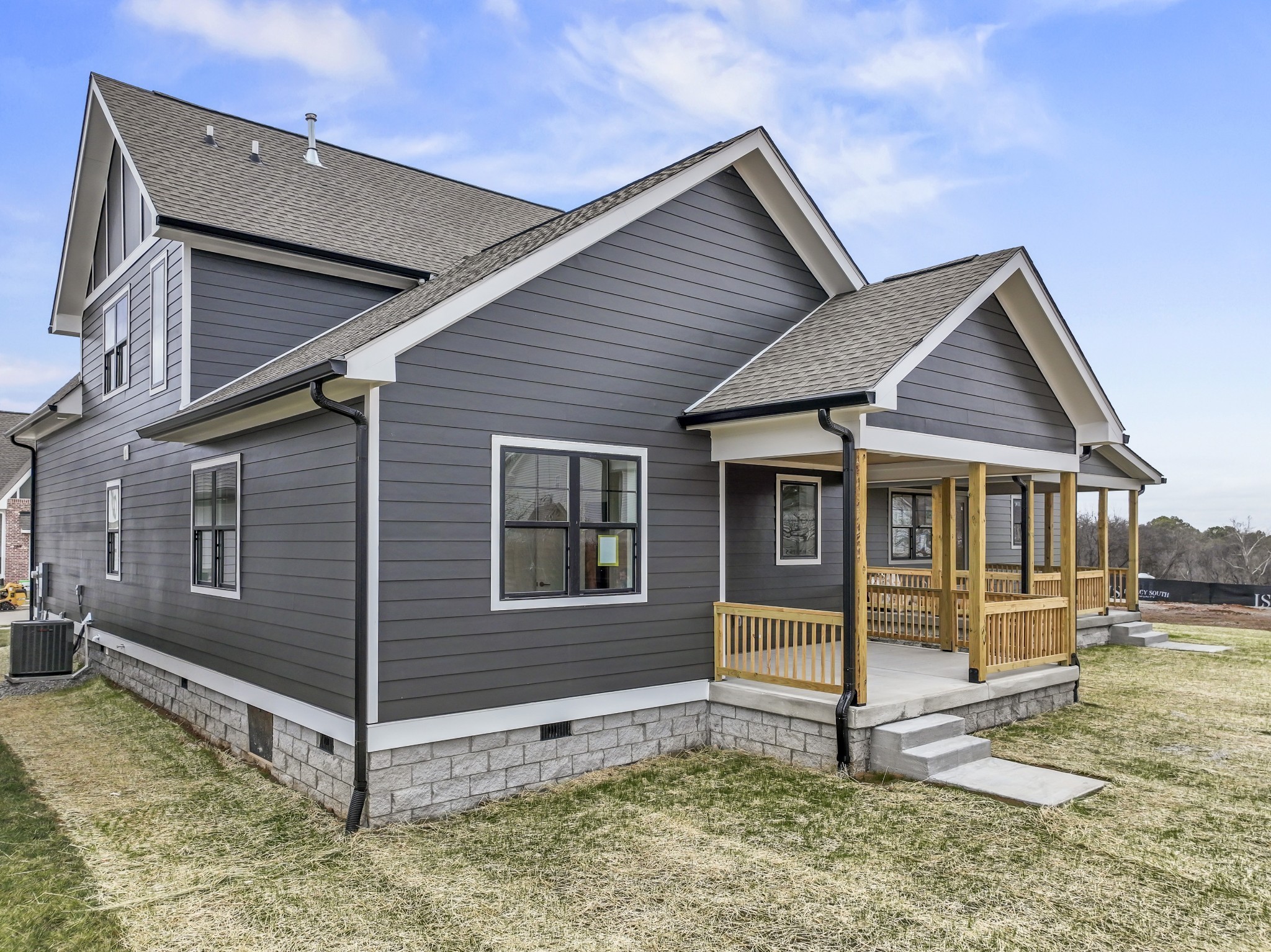 708 Caraway Ln