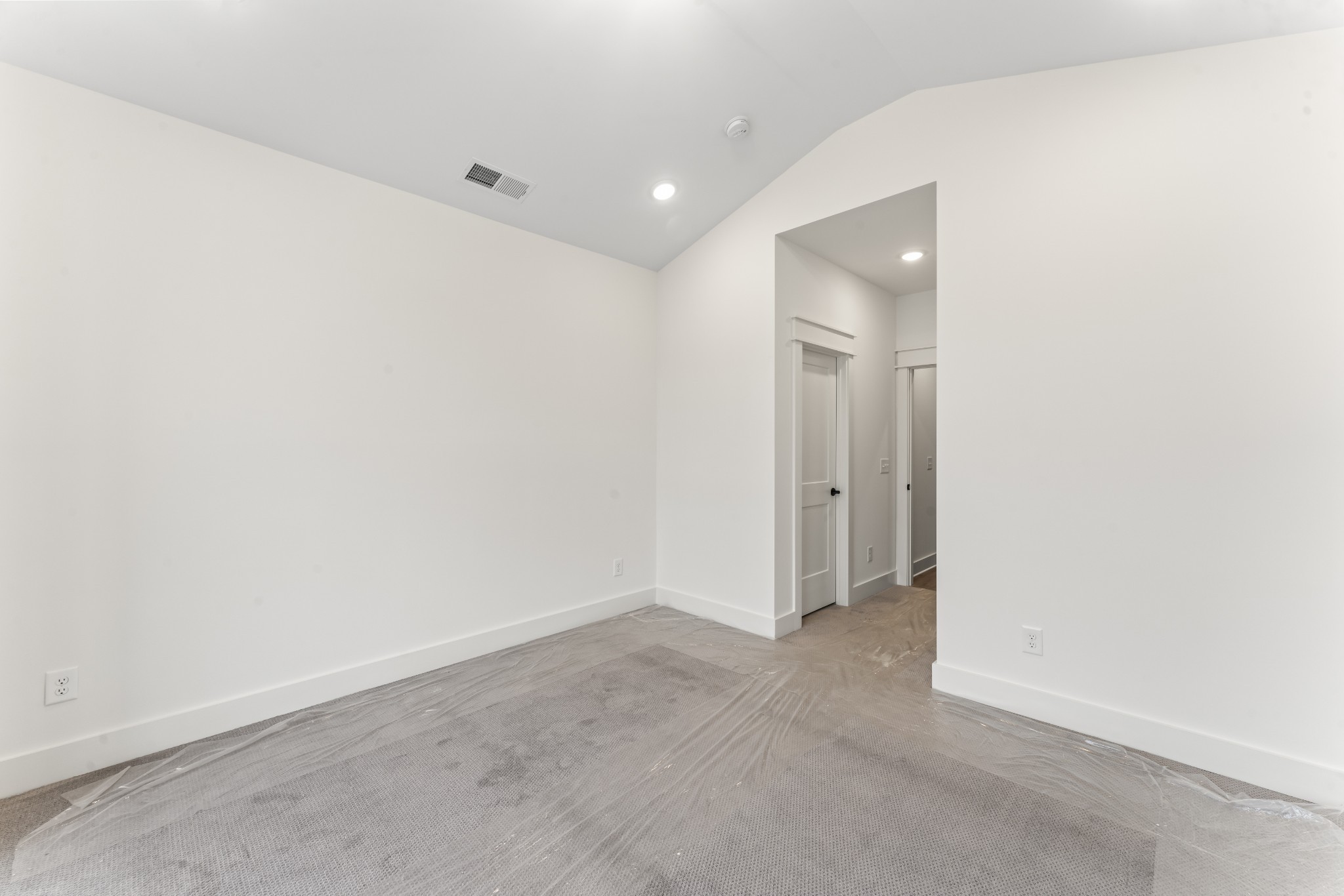 708 Caraway Ln