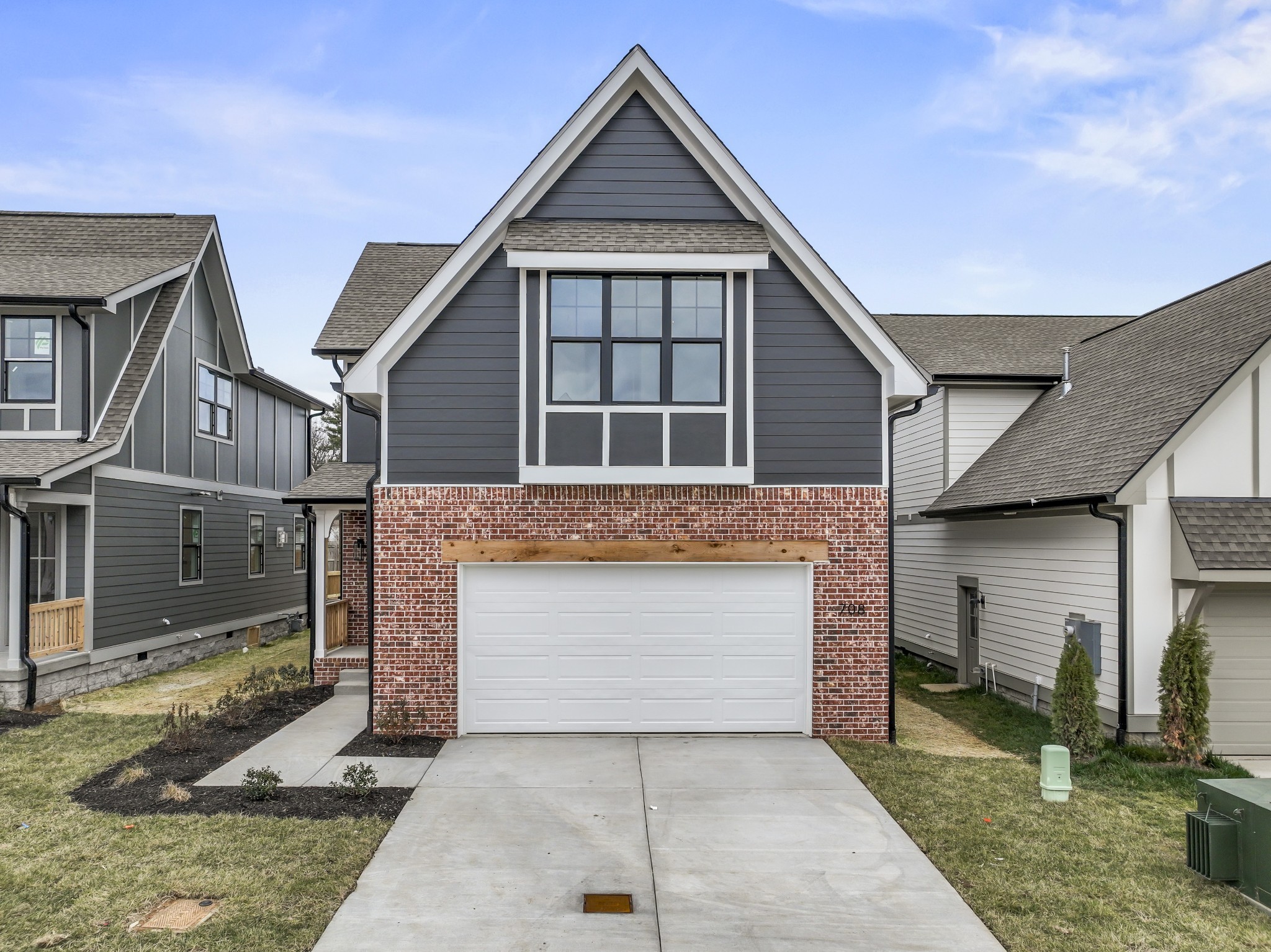 708 Caraway Ln