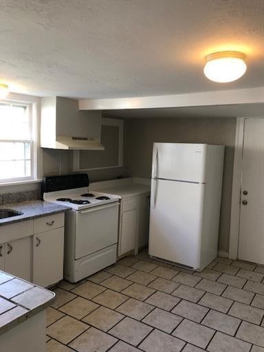 114 E Lokey Ave Unit: B
