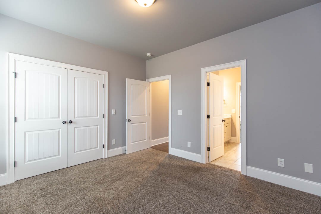 1104 Yearling Pl