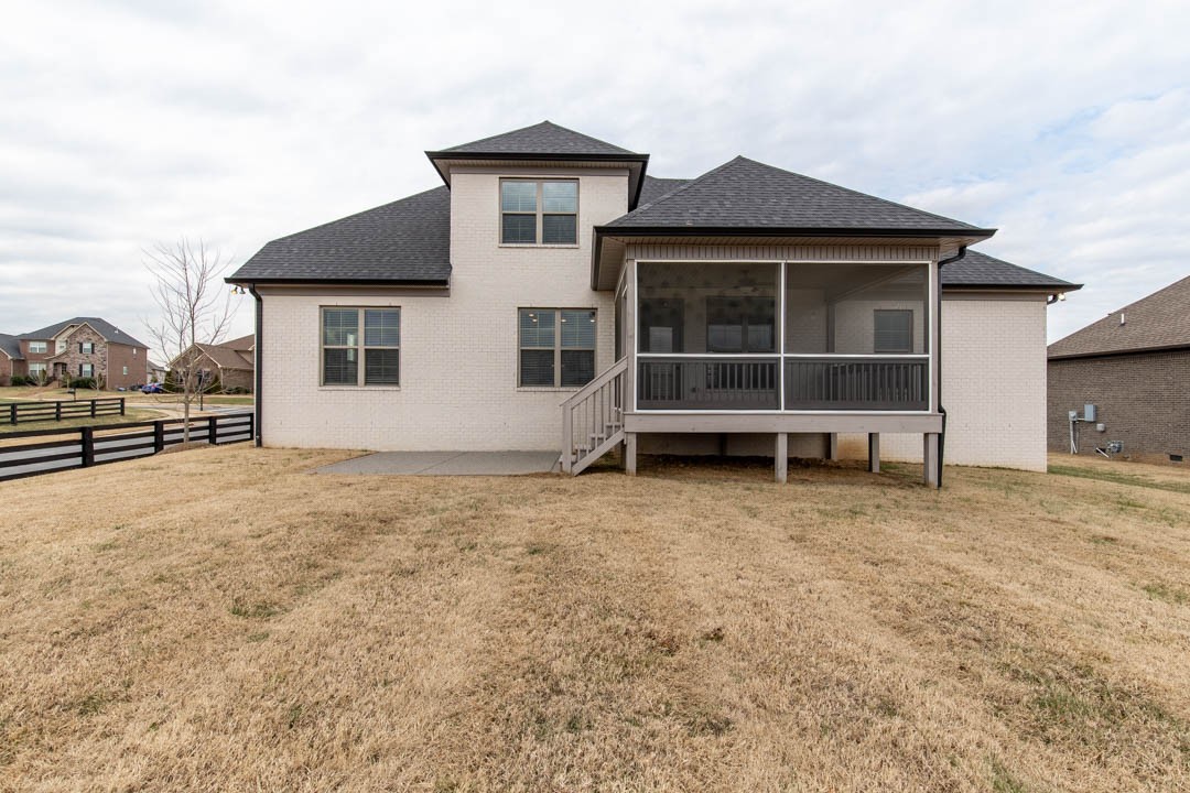 1104 Yearling Pl