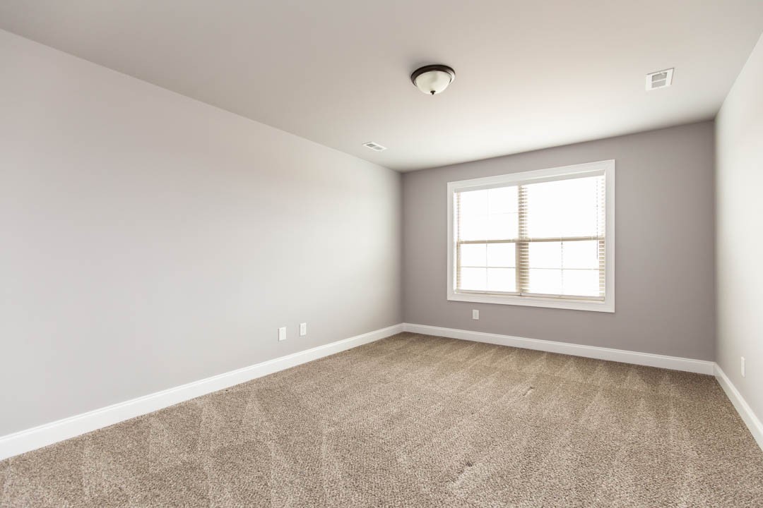 1104 Yearling Pl