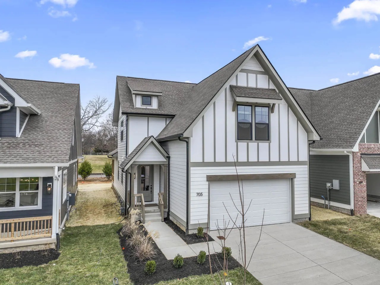 705 Caraway Ln