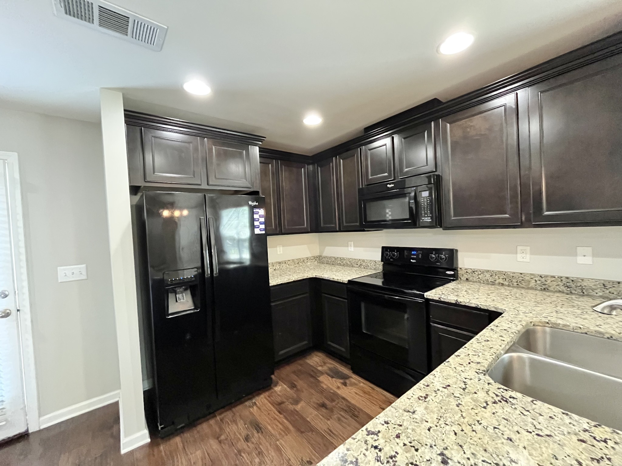 1221 Riverbrook Dr