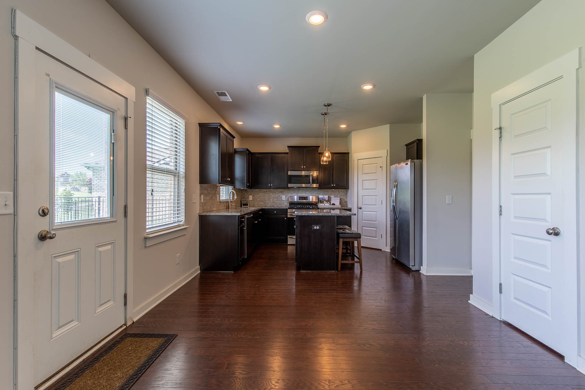 3157 Rift Ln