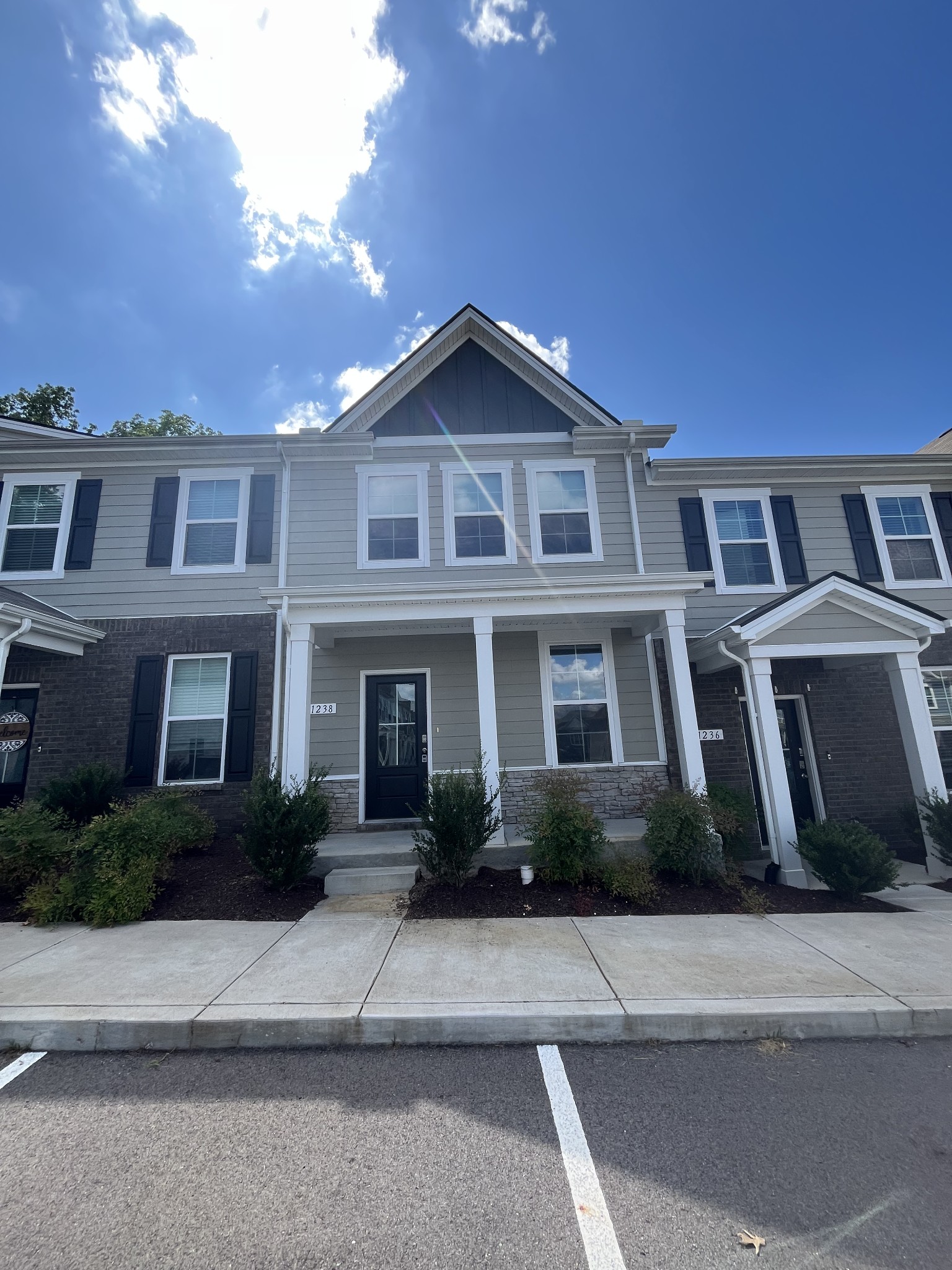 1238 Mason Dl