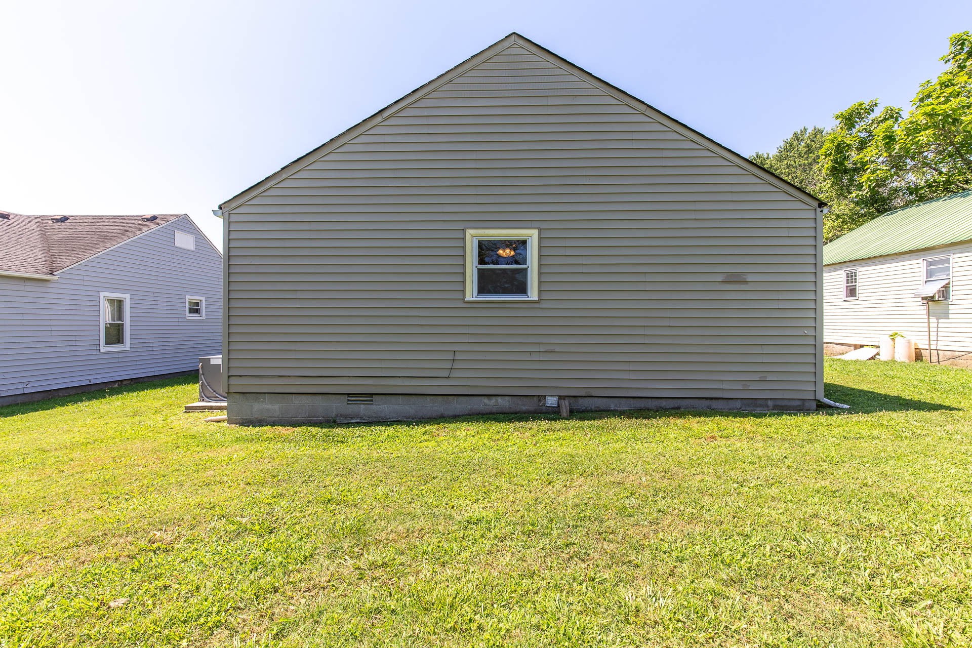 310 Carter St