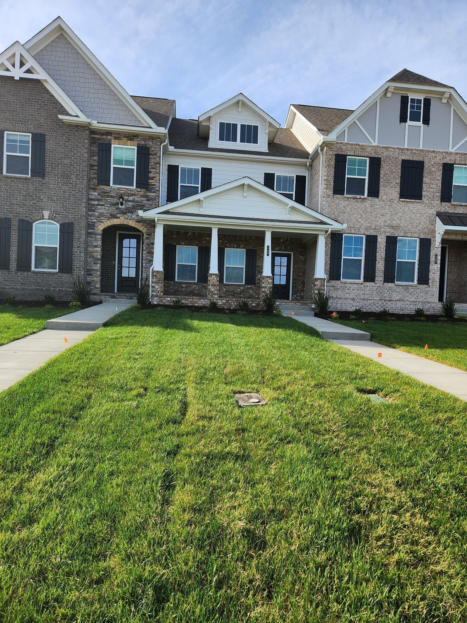 728 Hahn Ct