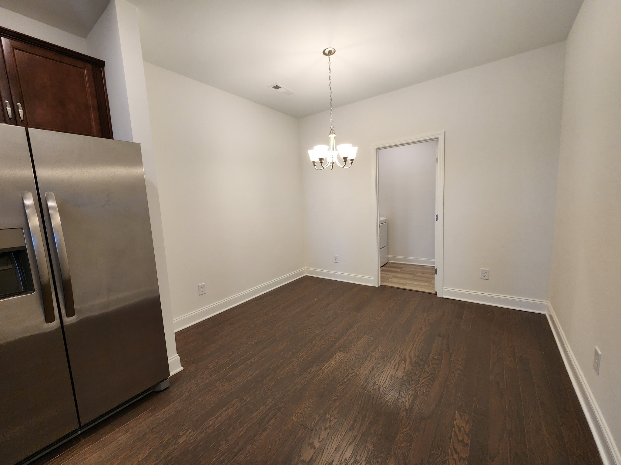 728 Hahn Ct