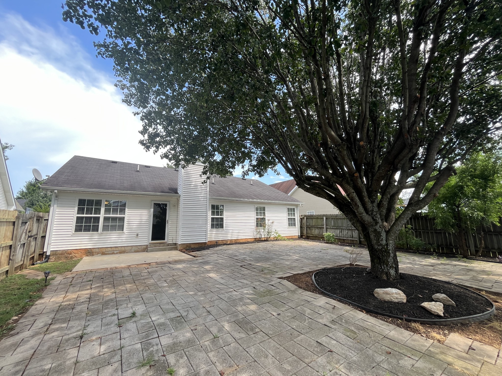 1508 Carrick Dr
